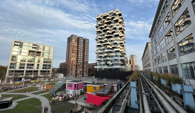 Op ontdekking door de 'verboden stad' Strijp-S in Eindhoven